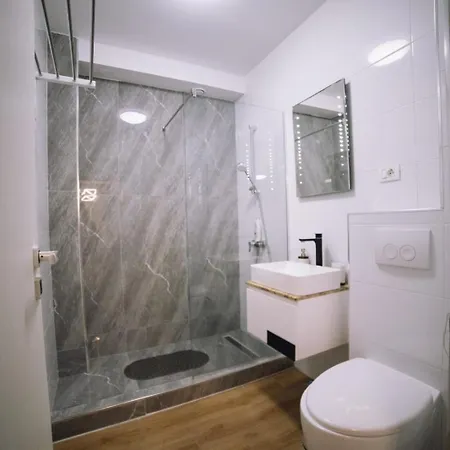 Madrid - Endless Summer Mamaia Nord Năvodari